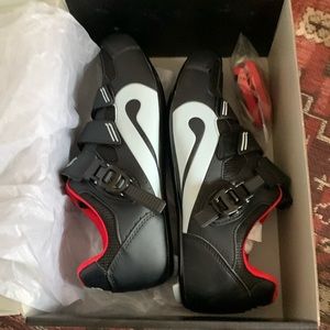 Peloton shoes brand new size 45 (men11) with cleats, unworn